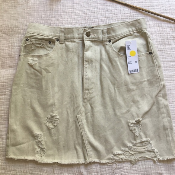 BDG Roxi Destructed Denim Mini Skirt - Picture 1 of 4